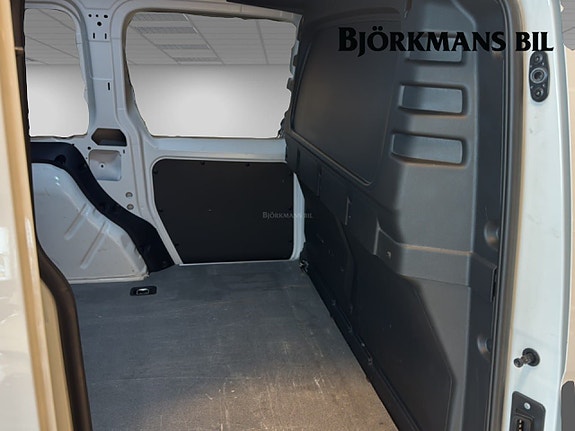 Volkswagen Caddy 9 of 14