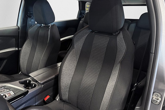 Peugeot 5008 10 of 25