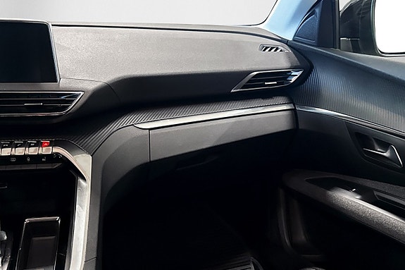 Peugeot 5008 17 of 25