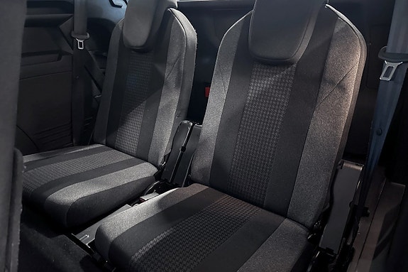 Peugeot 5008 14 of 25