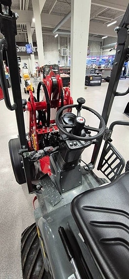 Weidemann 1140 4 of 5