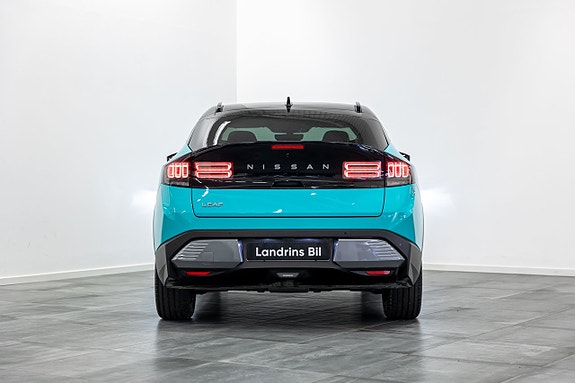 Nissan Leaf 4 of 5