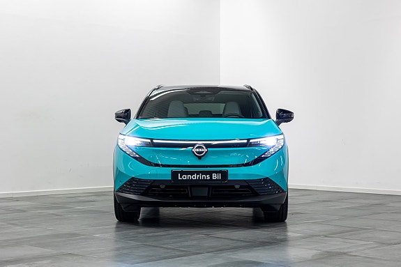 Nissan Leaf 2 of 5