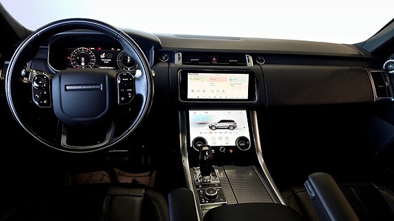 Land Rover Range Rover Sport 4 of 5
