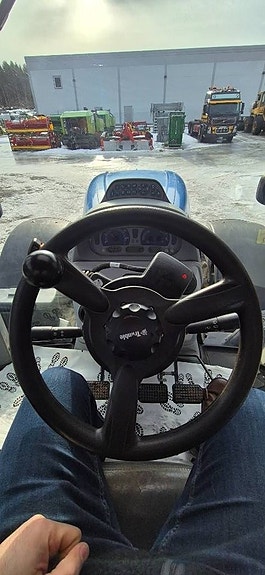New Holland T 7.270 9 of 13