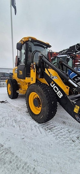 JCB 411 HT 3 of 5