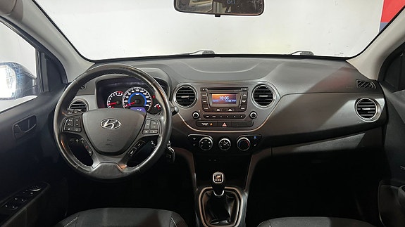 Hyundai i10 9 of 10