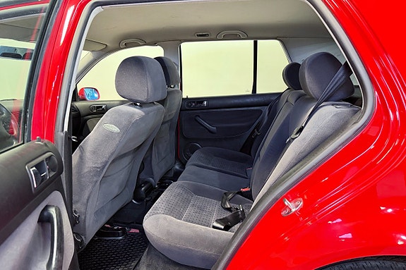 Volkswagen Golf IV 12 of 18