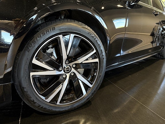 Volvo V90 12 of 30