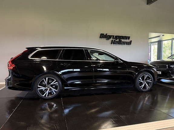 Volvo V90 8 of 30