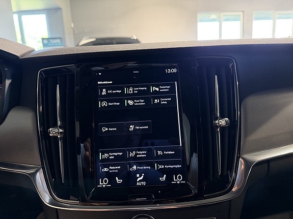 Volvo V90 21 of 30