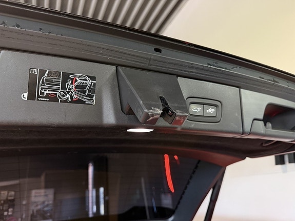 Volvo V90 24 of 30