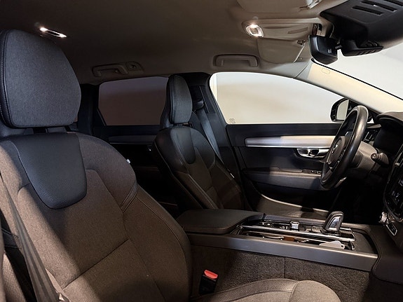 Volvo V90 16 of 30