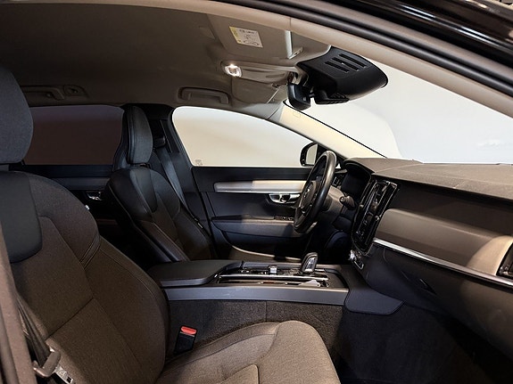 Volvo V90 15 of 30