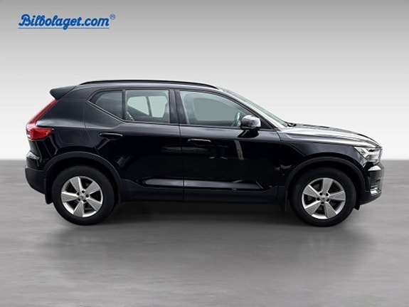 Volvo XC40 5 of 14