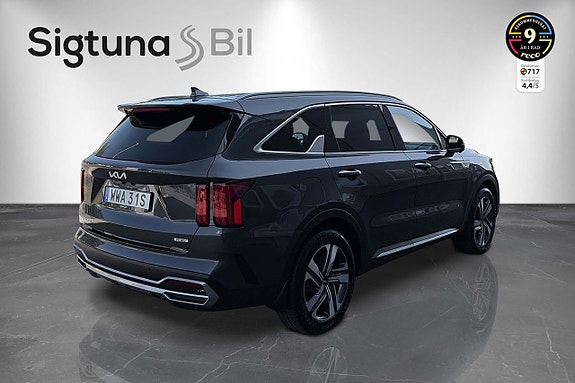 Kia Sorento 5 of 30