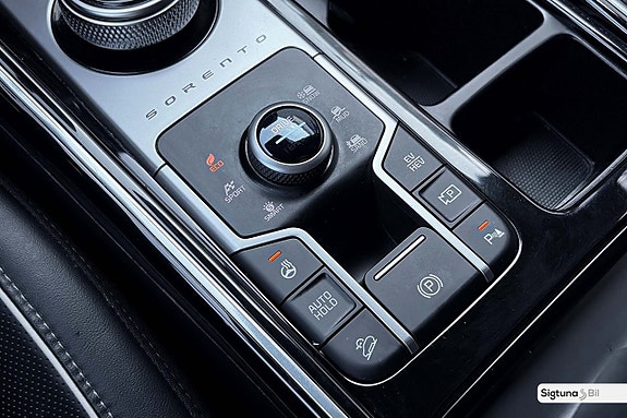 Kia Sorento 23 of 30