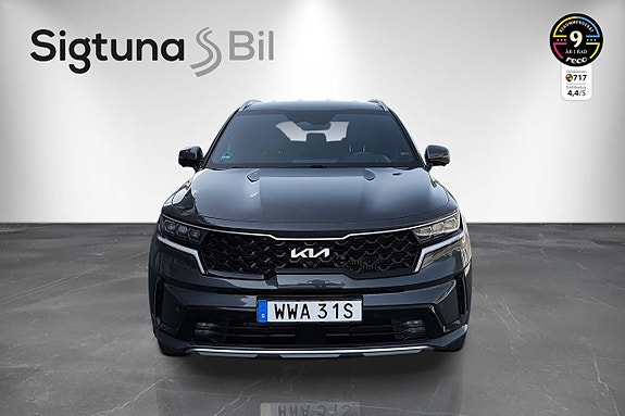 Kia Sorento 2 of 30