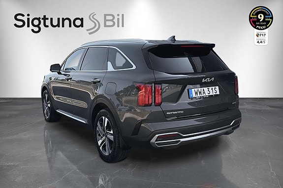 Kia Sorento 7 of 30