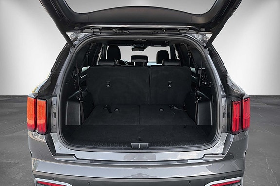 Kia Sorento 10 of 30