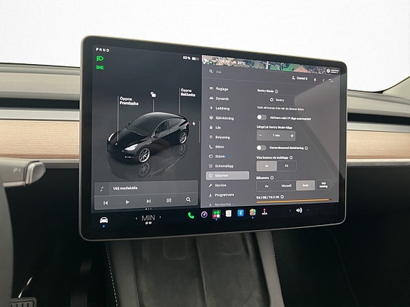 Tesla Model Y 18 of 30