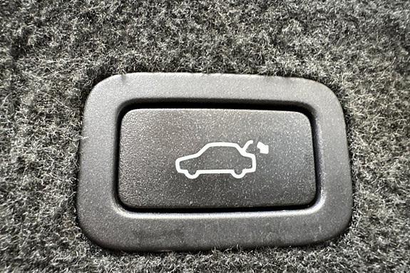 Volvo XC60 17 of 18
