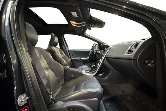 Volvo XC60 15 of 18