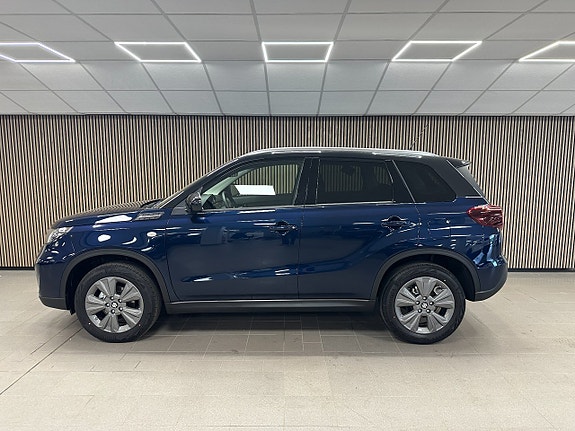 Suzuki Vitara 3 of 5