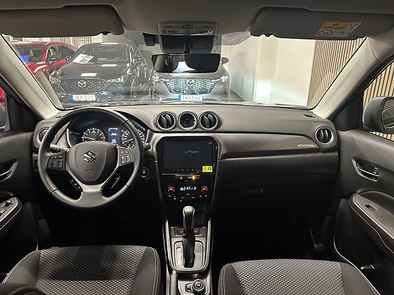 Suzuki Vitara 12 of 12