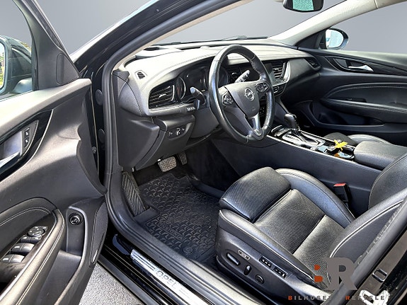 Opel Insignia 7 of 14