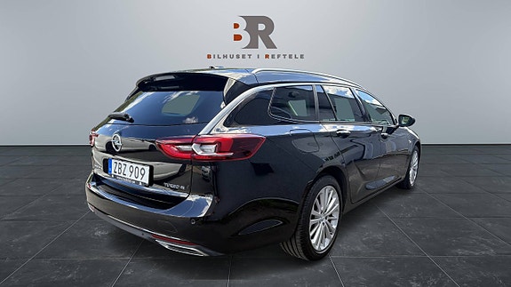Opel Insignia 4 of 5