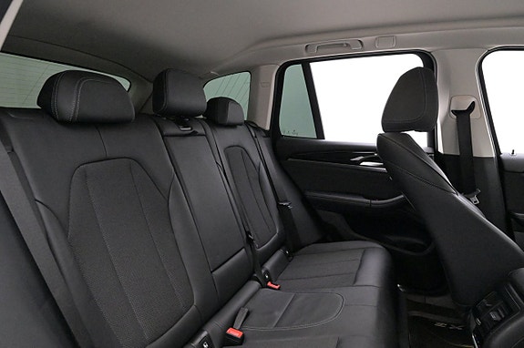 BMW X3 21 of 27