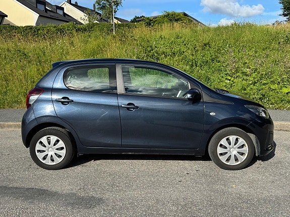 Peugeot 108 2 of 5