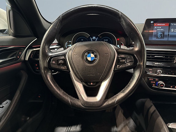 BMW 520d 9 of 21