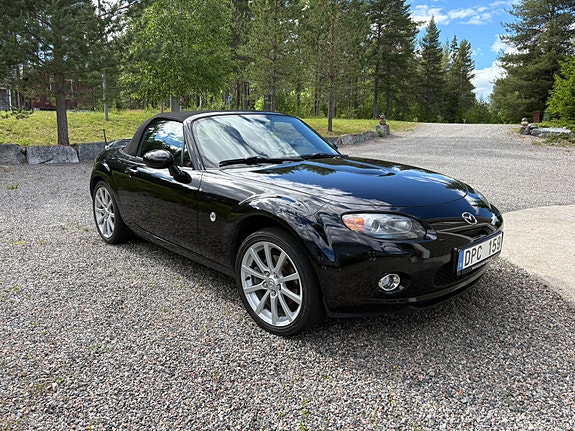 Mazda MX-5 4 of 7