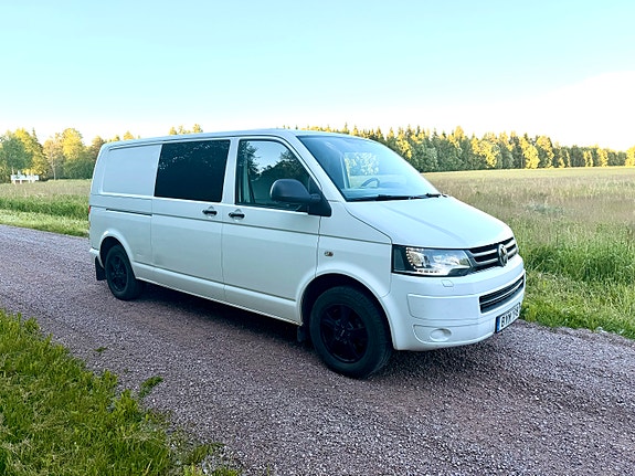 Volkswagen Transporter 2 of 5