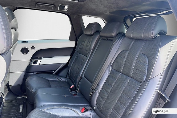 Land Rover Range Rover Sport 11 of 29
