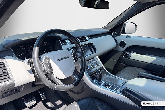 Land Rover Range Rover Sport 9 of 29