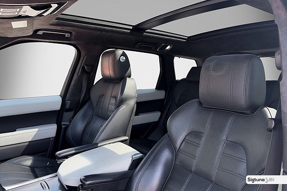 Land Rover Range Rover Sport 12 of 29