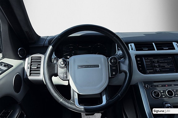 Land Rover Range Rover Sport 13 of 29