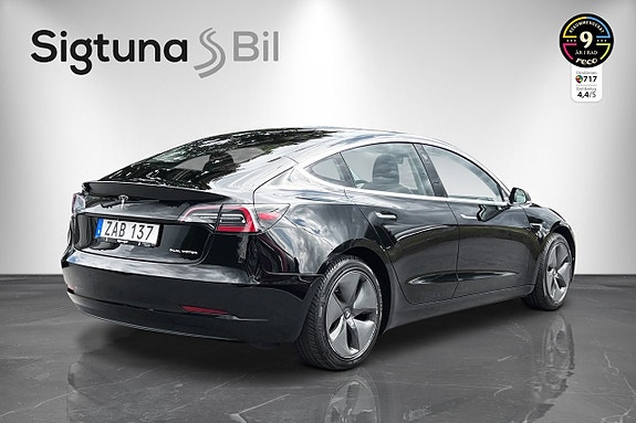 Tesla Model 3 5 of 5
