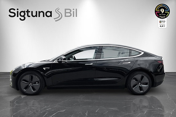 Tesla Model 3 2 of 5