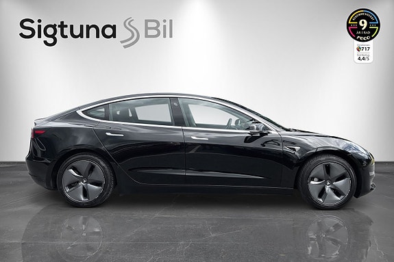 Tesla Model 3 6 of 30