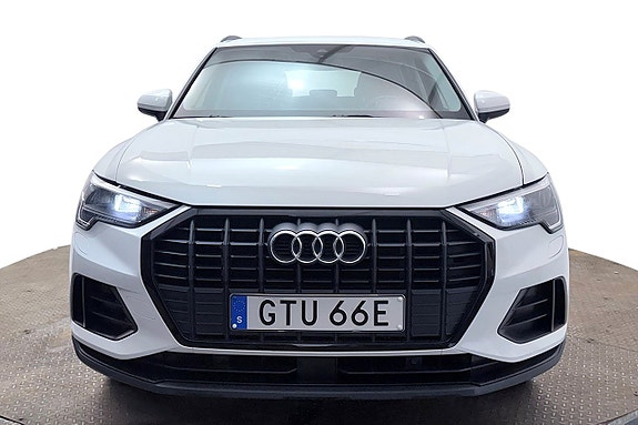 Audi Q3 4 of 30