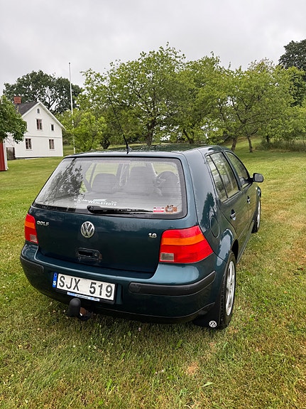 Volkswagen Golf IV 2 of 5
