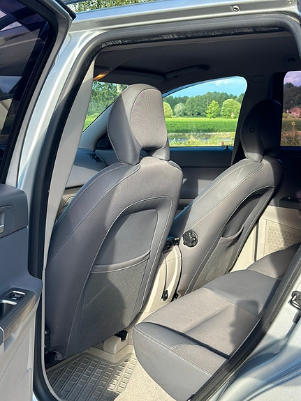Volvo V50 7 of 8