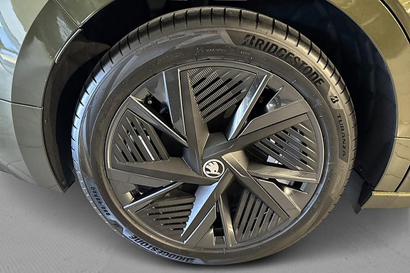 Skoda Enyaq RS 8 of 8