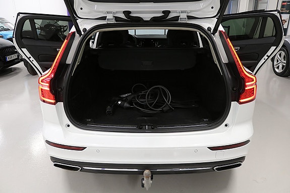 Volvo V60 9 of 25