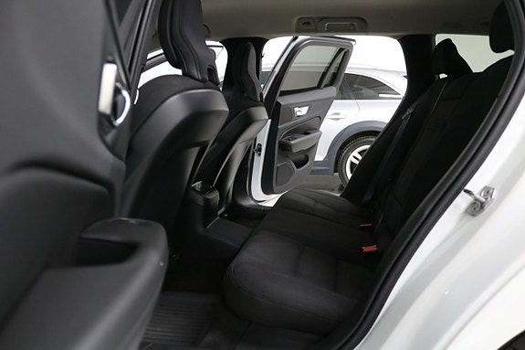 Volvo V60 15 of 25