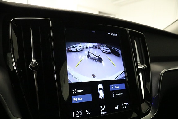 Volvo V60 20 of 25